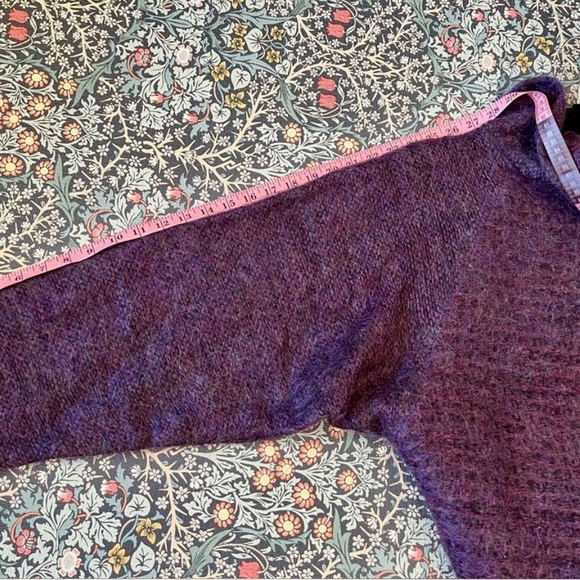 Beautiful Vintage Purple Mohair Turtleneck Sweater - Picture 9 of 9